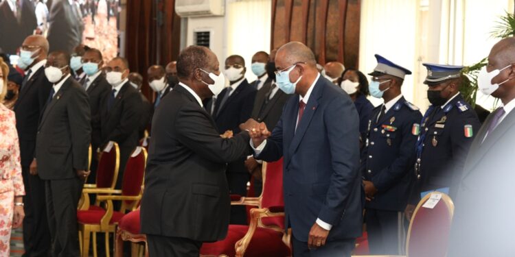 Prix d’excellence 2021, le président Ouattara honore 84 Ivoiriens au palais présidentiel le vendredi 05 novembre. (Album photos)