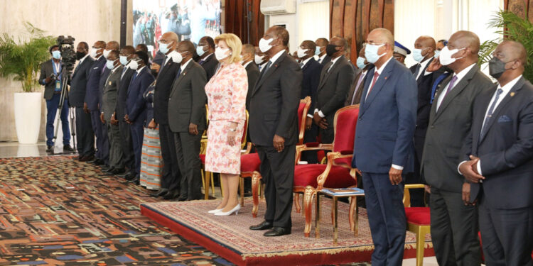 Prix d’excellence 2021, le président Ouattara honore 84 Ivoiriens au palais présidentiel le vendredi 05 novembre. (Album photos)