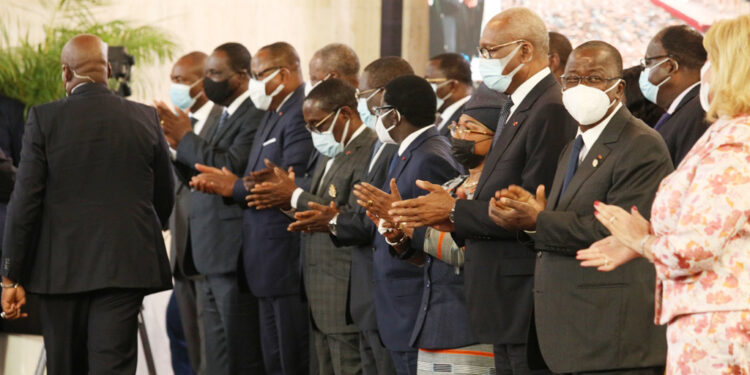 Prix d’excellence 2021, le président Ouattara honore 84 Ivoiriens au palais présidentiel le vendredi 05 novembre. (Album photos)