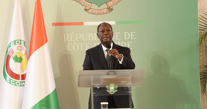 Prix d’excellence 2021, le président Ouattara honore 84 Ivoiriens au palais présidentiel le vendredi 05 novembre. (Album photos)