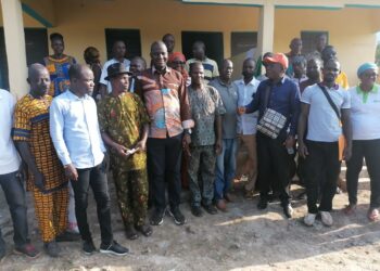 Tiassalé: Une coopérative agricole offre des logements aux instituteurs