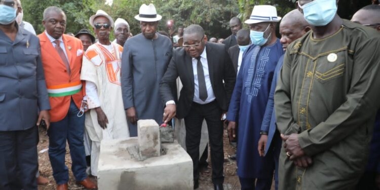 Guémon/Santé et eau potable: Adama Toungara et Serey Doh gâtent trois localités