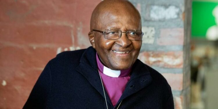 Afrique du Sud : Mgr Desmond Tutu, icône de la lutte contre l’apartheid, est mort