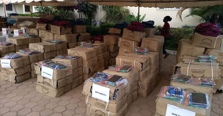 Cavally: Le Conseil régional fait don de plusieurs kits