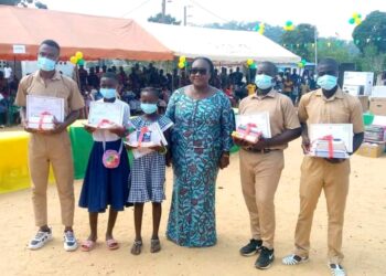 Toulepleu/Une trentaine d&rsquo;élèves primés lors de la journée d&rsquo;excellence