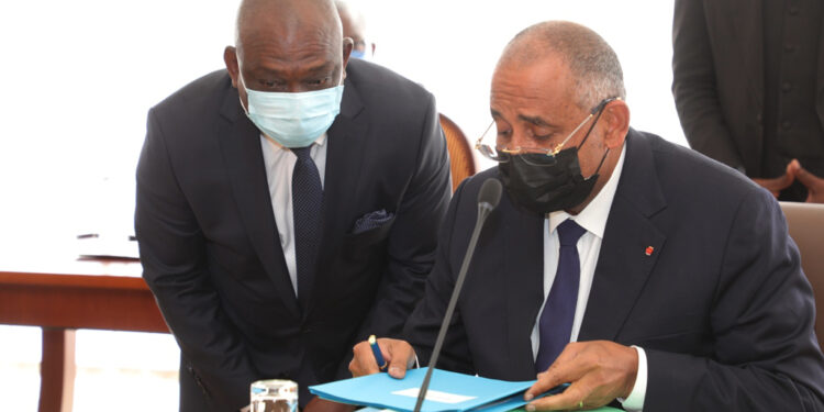 Les images du conseil des ministres du mercredi 15 décembre 2021 au palais présidentiel au Plateau-Abidjan.