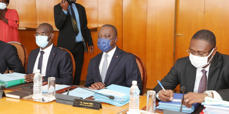 Les images du conseil des ministres du mercredi 15 décembre 2021 au palais présidentiel au Plateau-Abidjan.