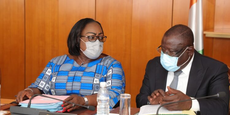 Les images du conseil des ministres du mercredi 15 décembre 2021 au palais présidentiel au Plateau-Abidjan.