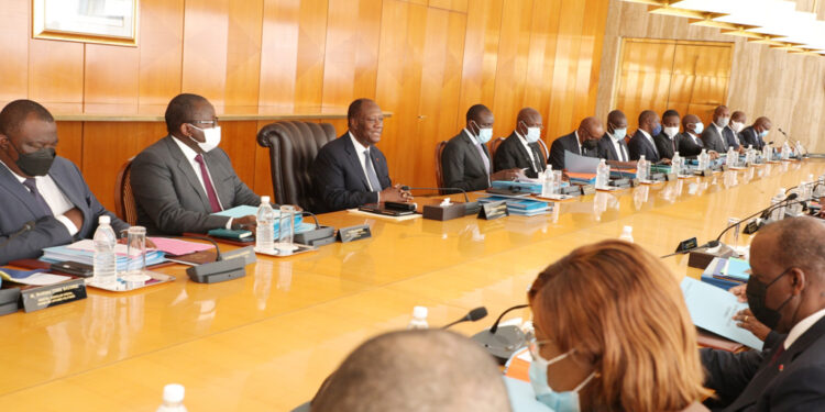 Les images du conseil des ministres du mercredi 15 décembre 2021 au palais présidentiel au Plateau-Abidjan.