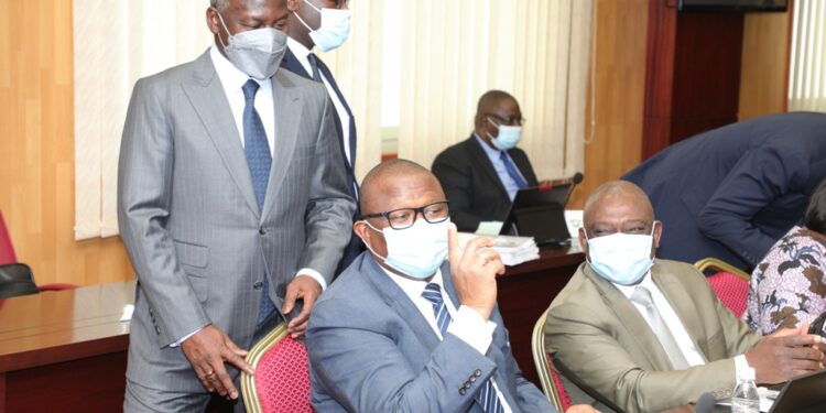 Les images du lancement du 5e dialogue entre les partis politiques et le gouvernement en présence du Premier ministre Patrick Achi à la Primature au Plateau.