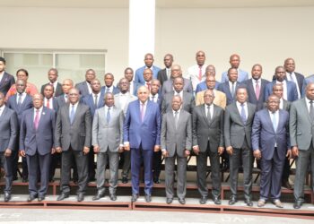 Les images du lancement du 5e dialogue entre les partis politiques et le gouvernement en présence du Premier ministre Patrick Achi à la Primature au Plateau.