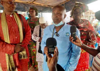 Daloa/ Autonomisation de la femme:  Le syndicat des commerçants et artisans offre plus de 3 millions aux femmes de Tazibouo 3