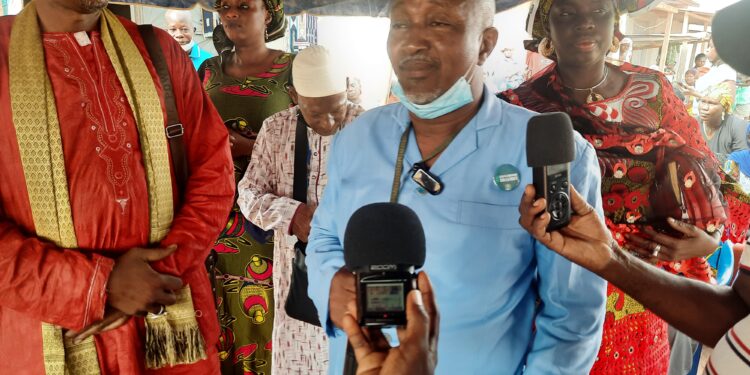 Daloa/ Autonomisation de la femme:  Le syndicat des commerçants et artisans offre plus de 3 millions aux femmes de Tazibouo 3