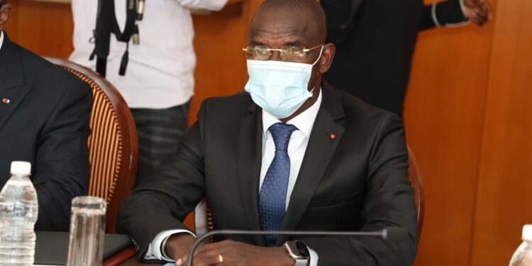Les images du conseil des ministres du mercredi 05 janvier 2022 au palais présidentiel à Abidjan Plateau.