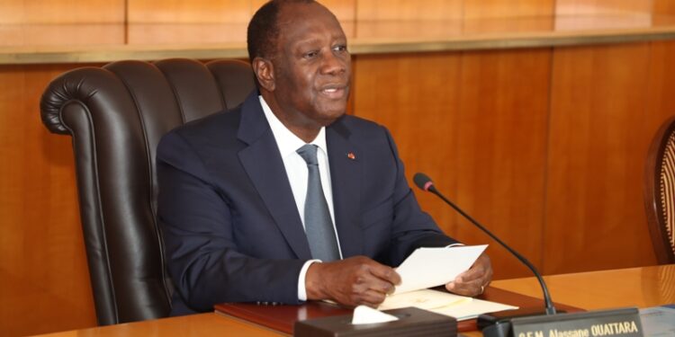 Les images du conseil des ministres du mercredi 05 janvier 2022 au palais présidentiel à Abidjan Plateau.