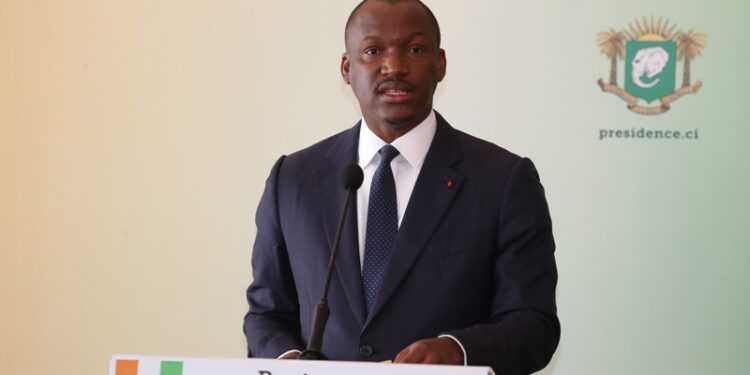 Les images du conseil des ministres du mercredi 05 janvier 2022 au palais présidentiel à Abidjan Plateau.