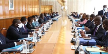 L&rsquo;album photos du conseil des ministres du mercredi 19 janvier 2022 au Palais présidentiel à Abidjan Plateau