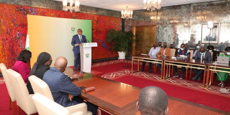 L’album photos du conseil des ministres du mercredi 19 janvier 2022 au Palais présidentiel à Abidjan Plateau