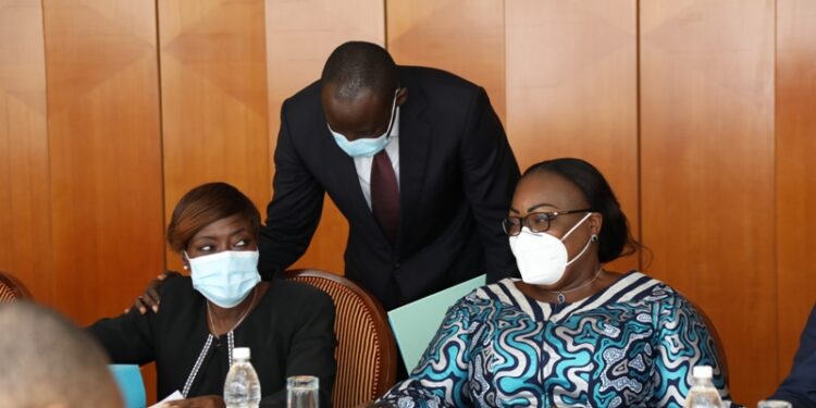 L’album photos du conseil des ministres du mercredi 19 janvier 2022 au Palais présidentiel à Abidjan Plateau