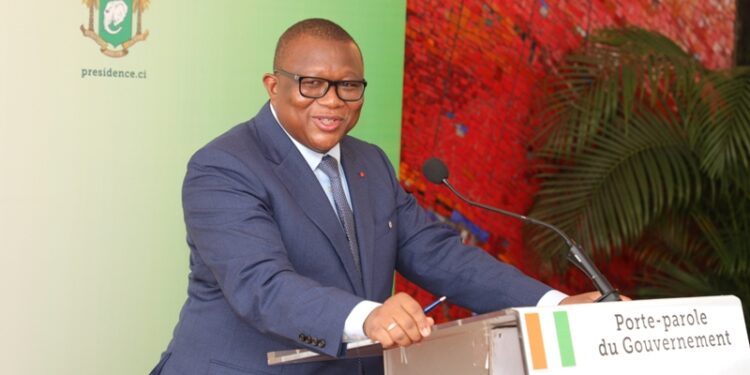 L’album photos du conseil des ministres du mercredi 19 janvier 2022 au Palais présidentiel à Abidjan Plateau