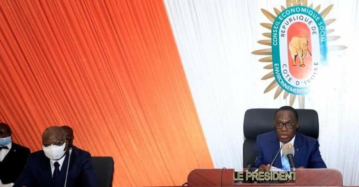 Aka Aouelé renouvèle l’engagement du CESEC de « jouer pleinement son rôle »