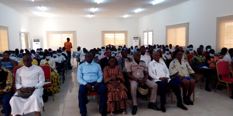 Katiola/Education : Le projet SWEDD-éducation sensibilise à l’amélioration et au maintien de la jeune fille dans le 1er cycle du secondaire.