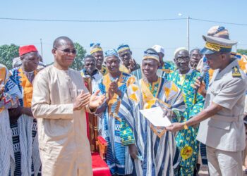 Bagoué : De la lumière et un nouveau chef pour Mahalé