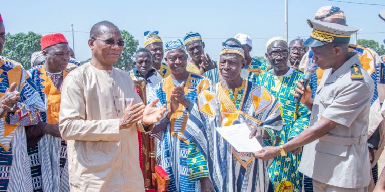 Bagoué : De la lumière et un nouveau chef pour Mahalé