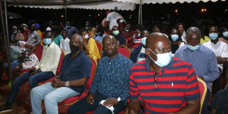 Nuit de la Saint-Sylvestre à Grand-Bassam: Le bon cadeau du maire Moulot à ses administrés