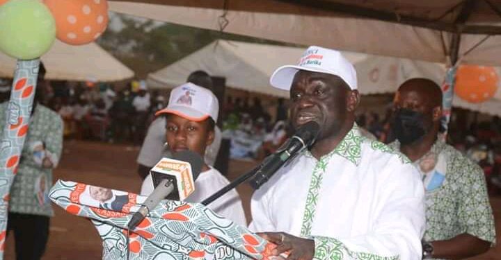 Koro/Après sa victoire aux législatives, l’honorable Soumahoro Youssouf reconnaissant aux populations.