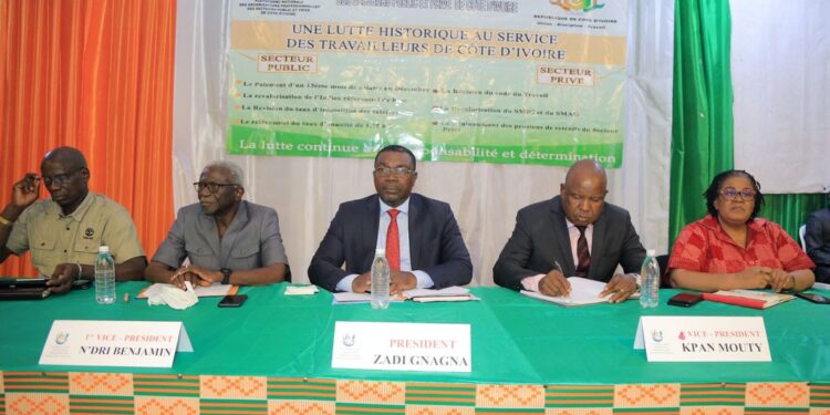 Côte d’Ivoire/Négociations avec le gouvernement: La Centrale “Plateforme nationale” prend 7 résolutions