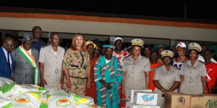 Tornade à Abongoua : la ministre Dogo apporte le soutien du gouvernement aux victimes