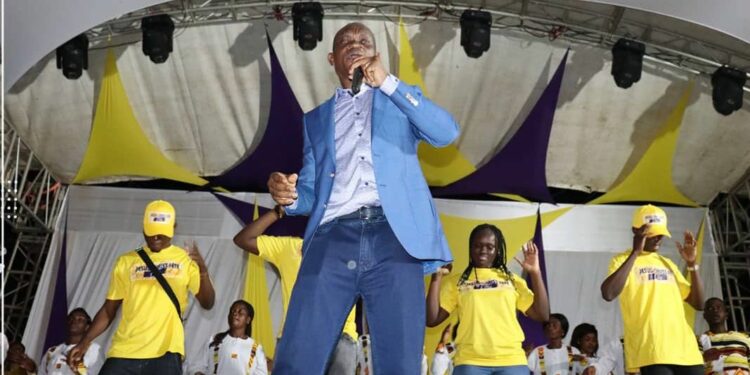 Caravane pour le Christ à Yopougon: La population communie avec plusieurs chantres