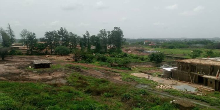 Yakro/Une charbonnerie exercice en zone d’habitation:Le cri du cœur des riverains