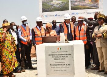 Côte d’Ivoire: Le Premier ministre lance les travaux de construction du Centre national de radiothérapie et d’oncologie médicale de Grand-Bassam