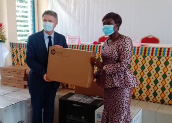 Côte d&rsquo;Ivoire: Du matériel audio-visuel de l’UNICEF pour « Mon école à la maison »
