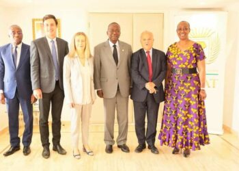 Côte d&rsquo;Ivoire: le président du sénat reçoit la présidente du groupe d&rsquo;amitié France-Afrique de l&rsquo;ouest