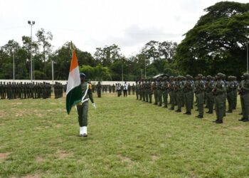 Yamoussoukro:1 000 soldats présentés au Drapeau