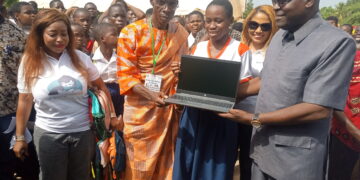 Concours de dictée à Tiebissou : Nguessan Flora et Gondo princesse impressionnent à la finale