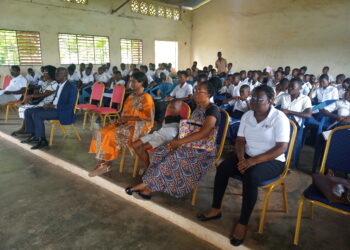 Tiébissou : Le Club des Pairs Educateurs sensibilise pour une fête de Pâques sans grossesse et IST