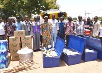 Tiassalé:  Des vivres et des non vivres remis aux populations de Taboitien