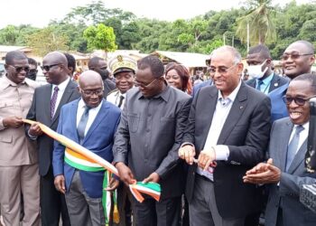 Aboisso: le stade municipal inauguré par le Premier ministre Achi