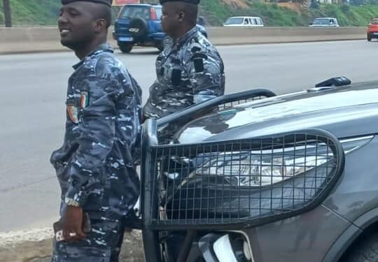 Barrages intelligents/ 827 véhicules flashés du 09 au 15 mai 2022 pour défaut de visite technique à Abidjan