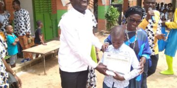 Anyama : Le Directeur général de l’OSCS exhorte les élèves à cultiver l’excellence