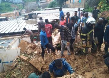 Abidjan: 5 morts dans l&rsquo;effondrement d’un bâtiment à Mossikro non loin du 4ème pont