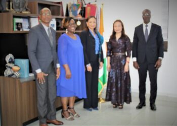 Séance de travail avec Mme Thi Hoang Mai TRAN:  La Ministre Françoise Remarck salue les actions de l’OIF