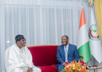 Médiation CEDEAO en Guinée: Yayi Boni beneficie des conseils de Ouattara avant d’entamer sa mission