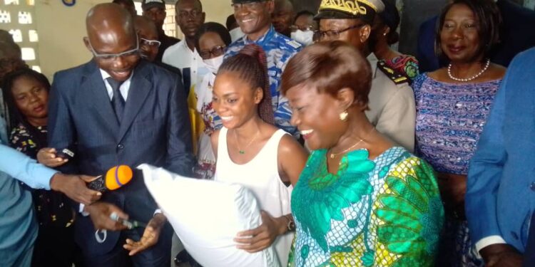 Civ/Baccalauréat 2022: 330.567 candidats composent sous haute surveillance