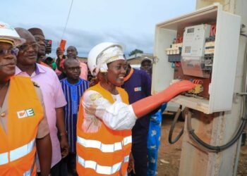 Accès à l&rsquo;électricité: 3 villages du département de Boundiali connectés au réseau national