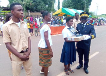 Tiebissou: le Préfet célèbre l’anniversaire de l’indépendance de la Côte d’Ivoire avec la population sur fond de réconciliation